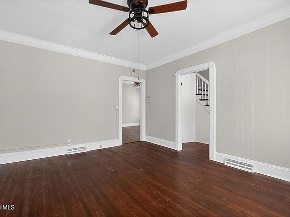 4th image of 103 Porter Street