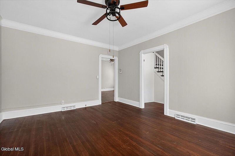 4th image of 103 Porter Street