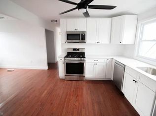 26 Van Rensselear St #3, Belleville, NJ 07109