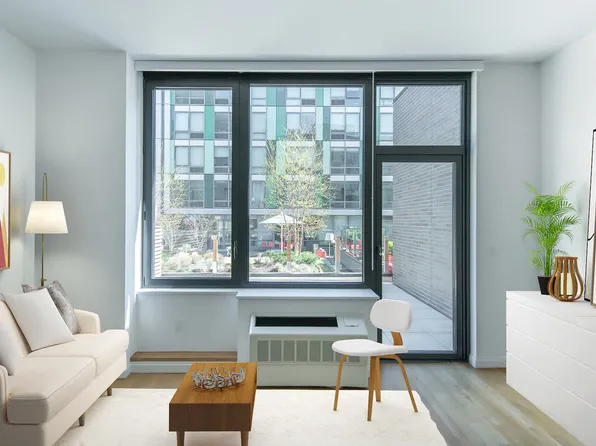 239 North 9th Street image 22 of 57