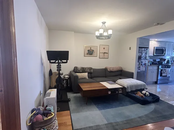 300 Court Street image 6 of 10