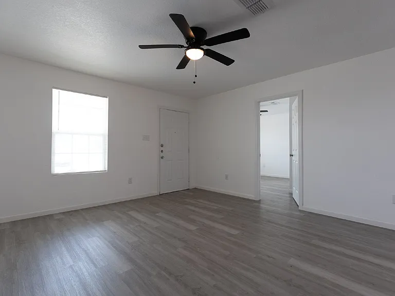 1010 County Road 4516 — Photo 5