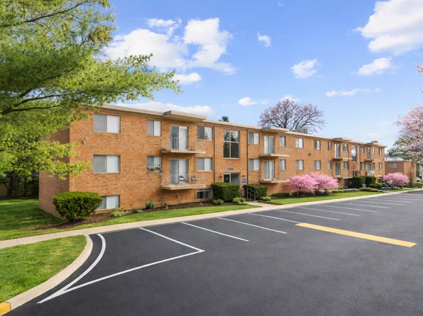 International Apartments, 831 Locust St #D7zfbt83q, Herndon, VA 20170