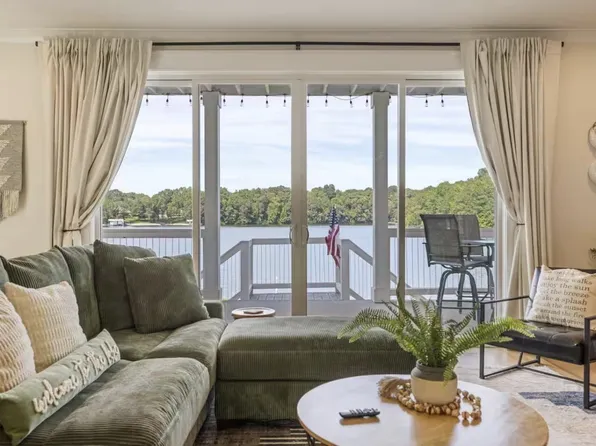 100 Barefoot Way, Winchester, TN 37398