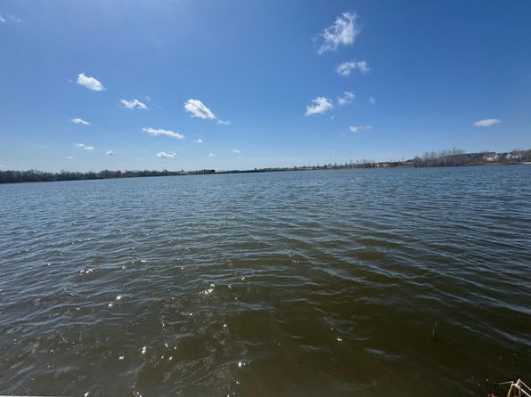 11474 W Laketowne Dr, Albertville, MN 55301
