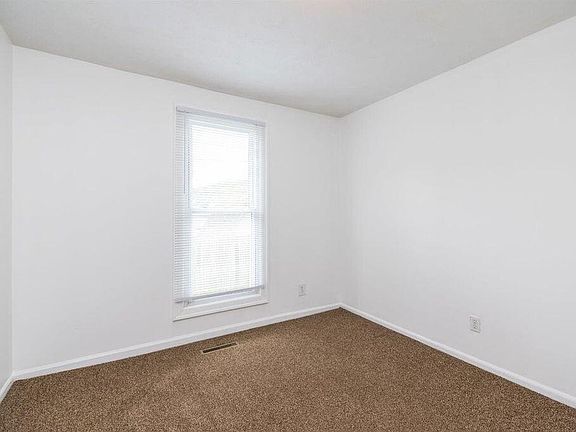 4th image of 357 Wallace Ave