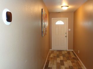 609 Swinging Spear Rd, Roswell, NM 88201