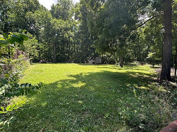 2nd image of 197 Sanders Dr