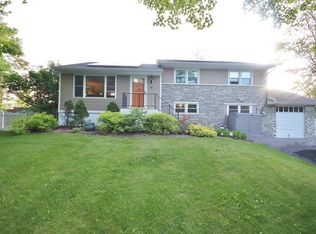 36 Stephanie Ln, Poughkeepsie, NY 12603