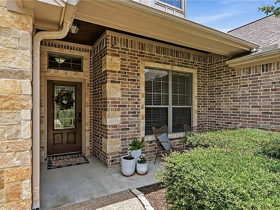3rd image of 2909 Agee Ct