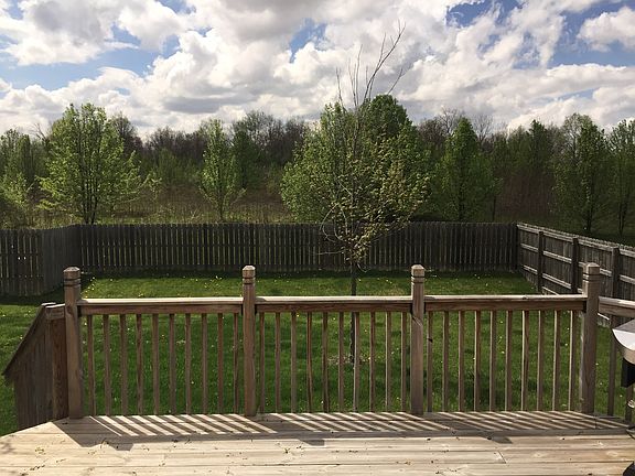 4th image of 2215 Yagger Bay Dr