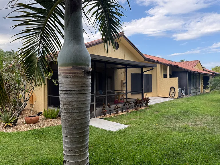 5248 Bolero Cir — Photo 10
