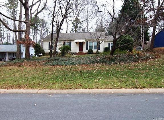 2nd image of 7920 Surreywood Pl #L19