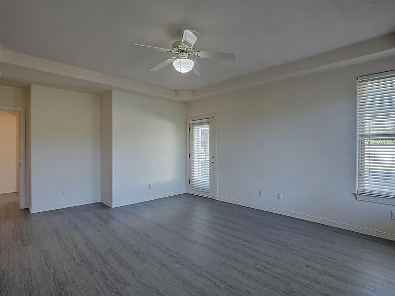 11240 Los Lagos NE — Photo 17