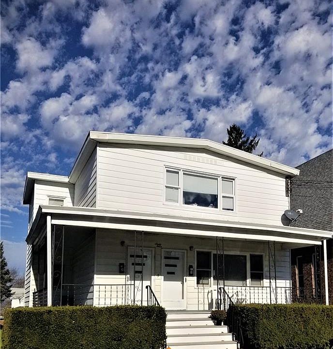 1st image of 64 Orchard St