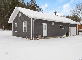 6707 E Lake Rd, Castile, NY 14427