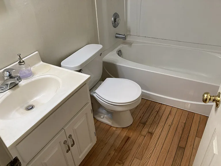 97 Cedar Hill Ln #7 — Photo 9
