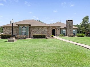 100 Green Wing Ln, Orange, TX 77630