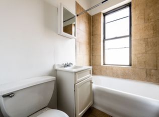 7102 S Luella Ave APT 202, Chicago, IL