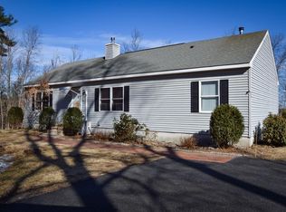 96 Clinton Rd, Sterling, MA 01564