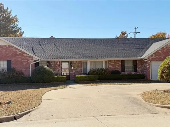 1802 Logan Dr, Norman, OK 73069