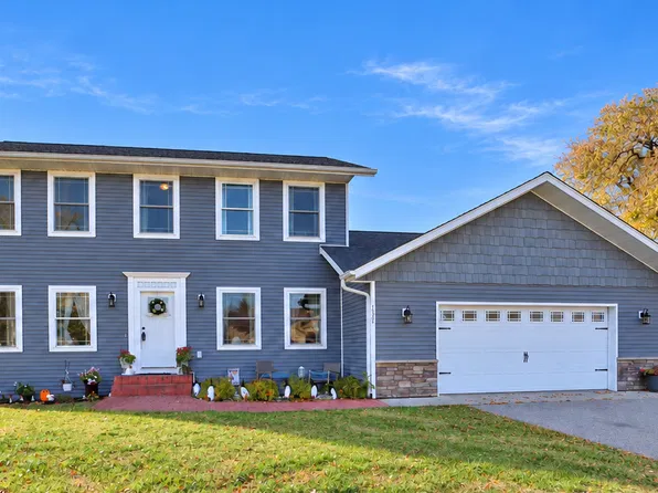 1527 2nd St NE, Staples, MN 56479