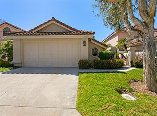 2525 Holly Valley Dr, Vista, CA 92084