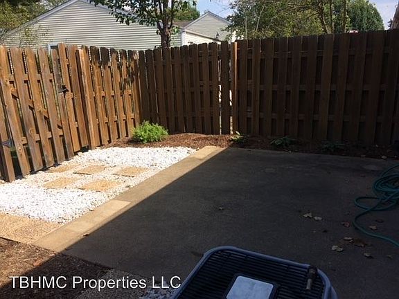 5th image of 254 Highland Village Dr