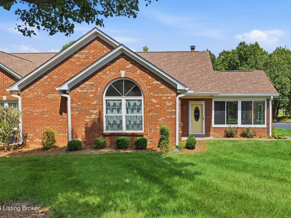 8019 Saint Andrews Village Dr, Louisville, KY 40241