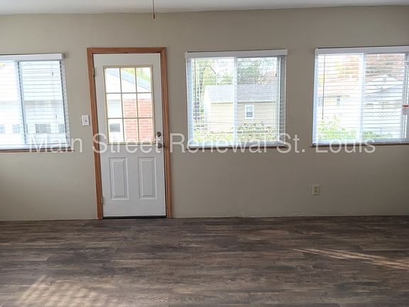 3rd image of 1225 Saint Bernadette Ln