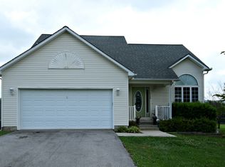 3428 W J Robinson Rd, Cookeville, TN 38506