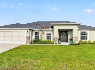 145 Benchor Rd NW, Palm Bay, FL 32907