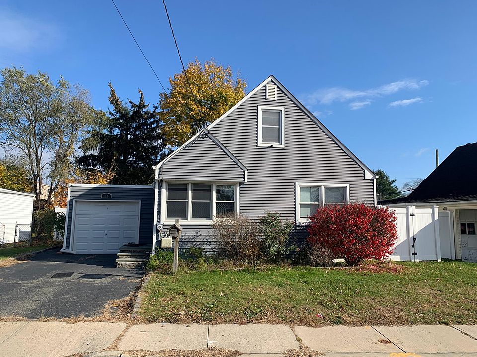 1st image of 14 Burns Ave