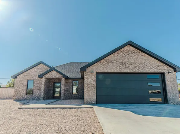 1712 E Main St, Brownfield, TX 79316