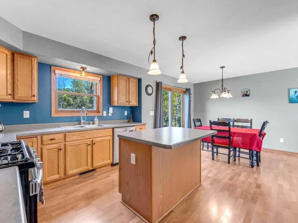 W6860 Wood AVENUE, Delavan, WI 53115