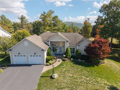 5541 Jones Way, Canandaigua, NY, 14424