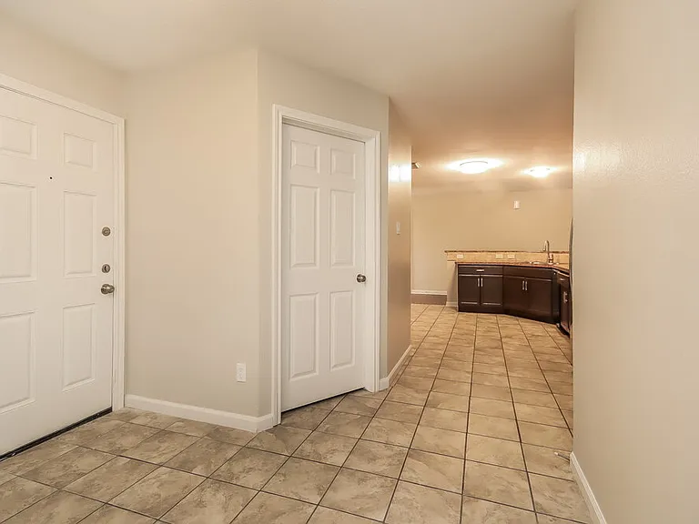 5016 Asia Ln — Photo 6