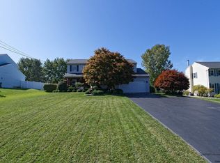 92 Miller Rd, Latham, NY 12110