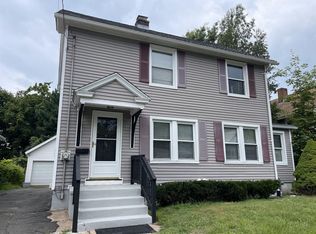 38 Hine St, West Haven, CT 06516