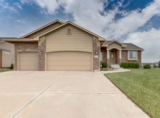2208 S Michelle St, Wichita, KS 67207