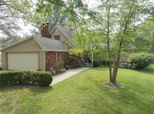 1004 McVey Rd, Sedalia, MO 65301