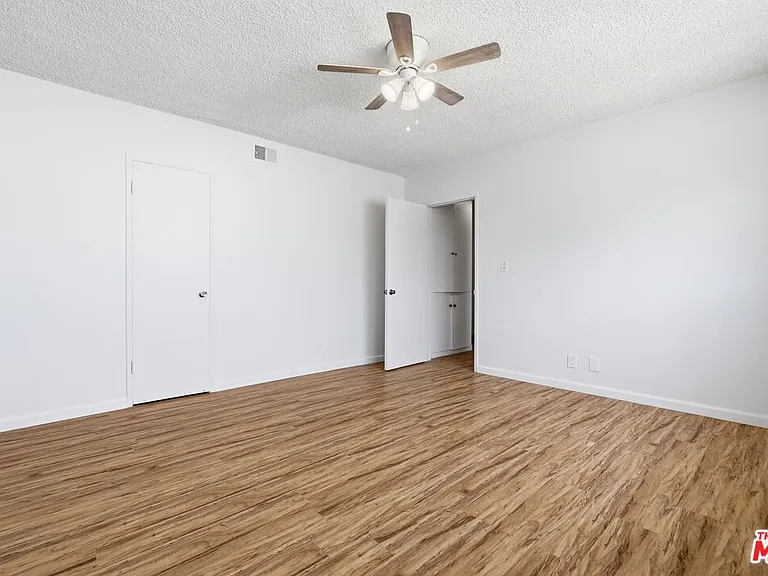2332 S Beverly Glen Blvd #5 — Photo 14