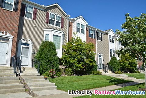 1st image of 4715 Woodland Ave