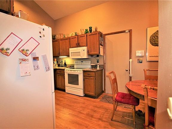 2nd image of 212 White Heron Cir