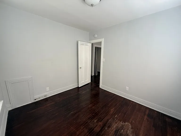 2814 E Admiral Ct — Photo 17