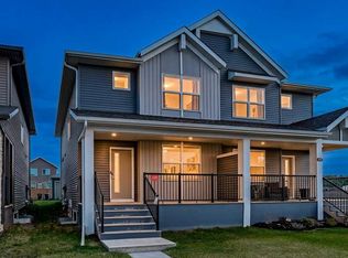 326 NW Creekside Blvd SW, Calgary, AB T2X 4Y1