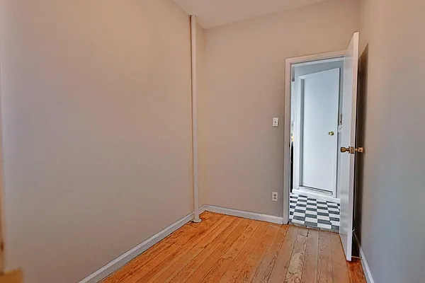 Rented by Compass | media 13