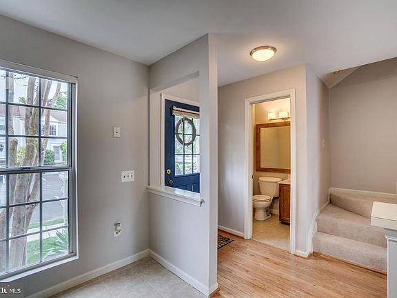 3rd image of 6517 Old Carriage Ln
