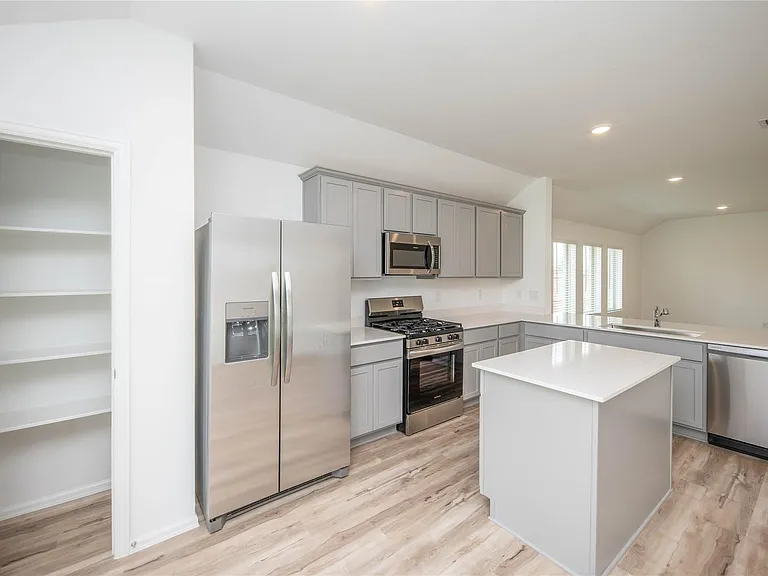 2550 Olivine Stone Dr — Photo 12
