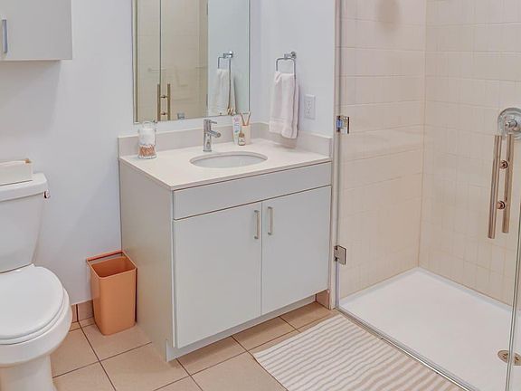 3rd image of 152 Yale Ave #113